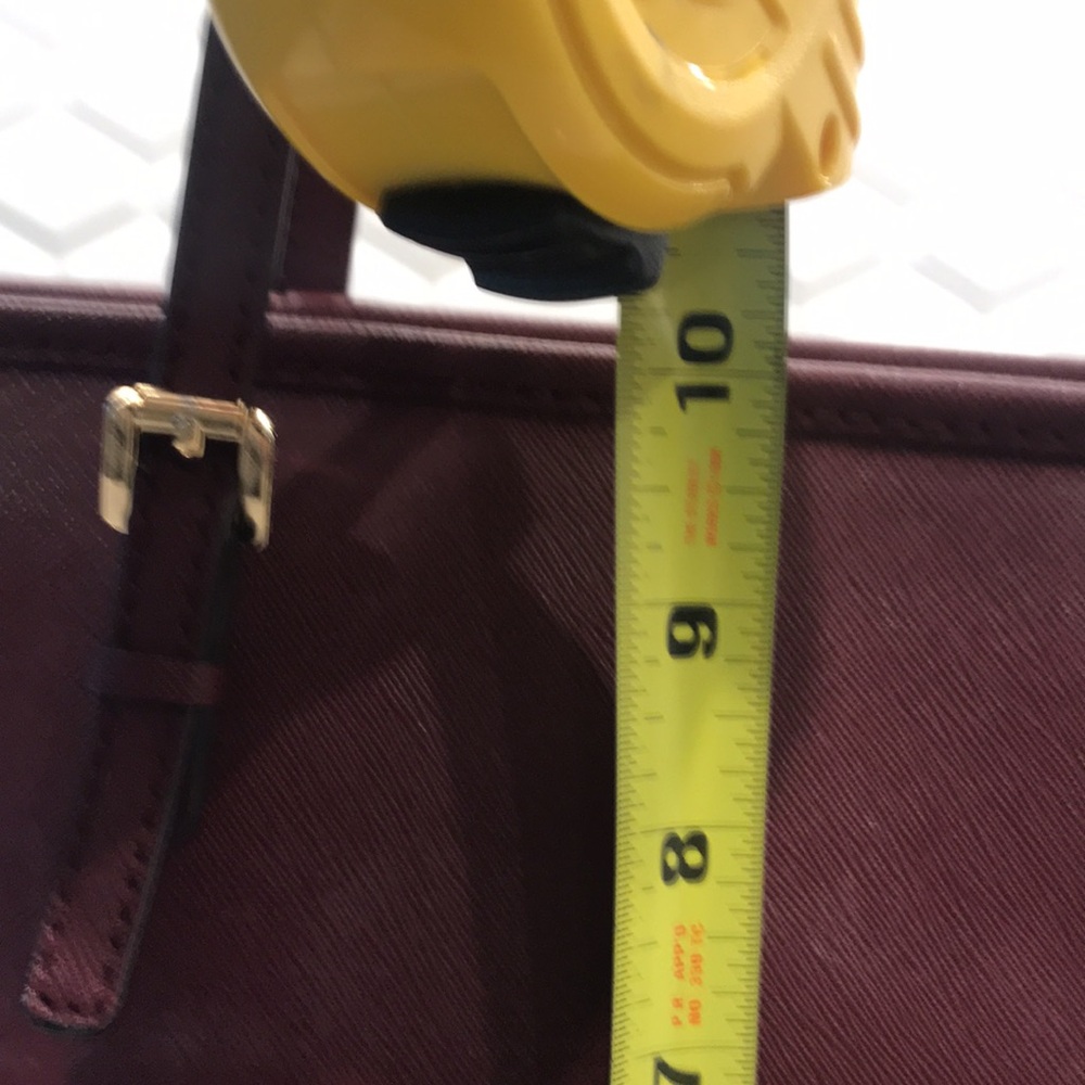 Michael Kors burgundy tote. - Picture 7 of 16